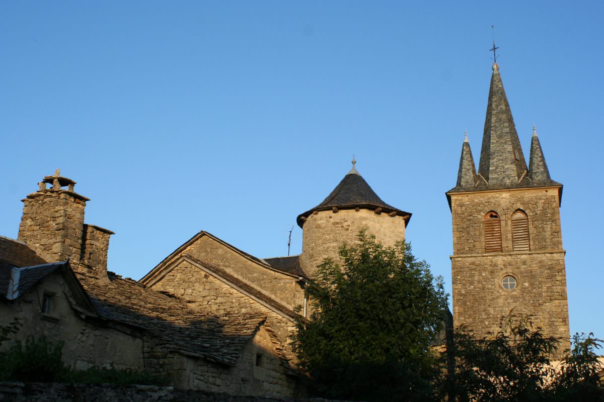 Hameau de Saint-Amans-de-Vares, Recoules-Prévinquières