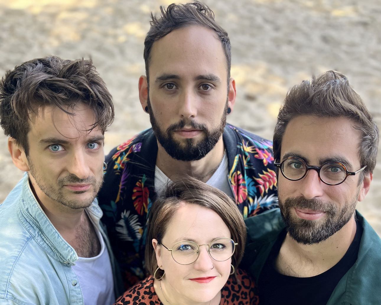Lire la suite à propos de l’article // SPECTACLE A LA MAISON DES DOLMENS DE BUZEINS LE VENDREDI 3 MAI 2024 A 20H30 //